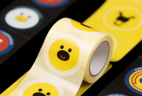 অ্যাডভান্সড লেজার কন্ট্রোল সিস্টেম ব্যবহার করে আপনার আঠালো লেবেল ওয়ার্কফ্লোকে বিপ্লব করুন অ্যাডভান্সড লেজার কন্ট্রোল সিস্টেম ব্যবহার করে আপনার আঠালো লেবেল ওয়ার্কফ্লোকে বিপ্লব করুন